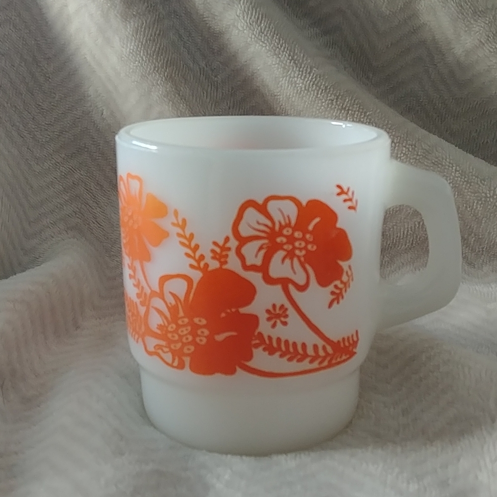 Vintage Anchor Hocking hibiscus coffee mug